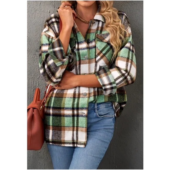 Cozy Plaid Button up Pocket Jacket Shacket - Picture 1 of 3